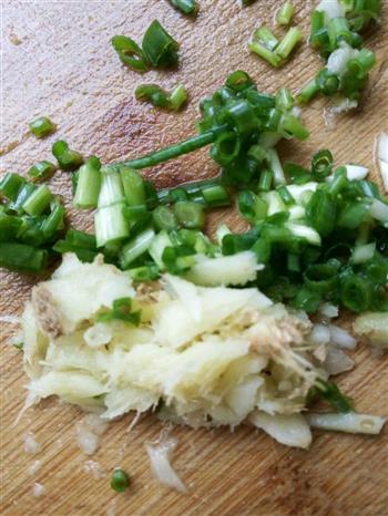 韭菜苔炒鸡蛋的做法步骤2
