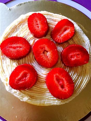 草莓奶油酸奶戚风蛋糕-零基础裱花都可以上手的做法步骤5