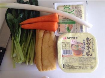 小松菜味噌汤的做法步骤1