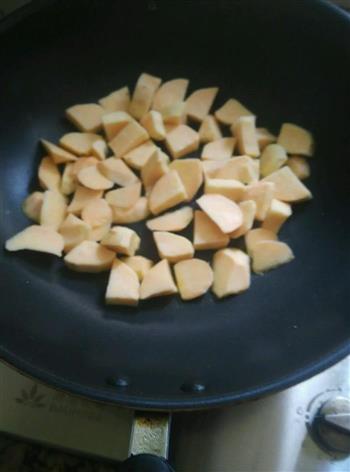 红薯炒乳瓜的做法步骤2