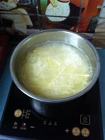 炝拌土豆丝的做法步骤2