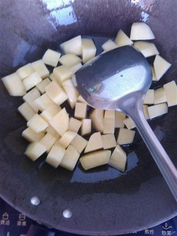 糖醋土豆块的做法步骤5