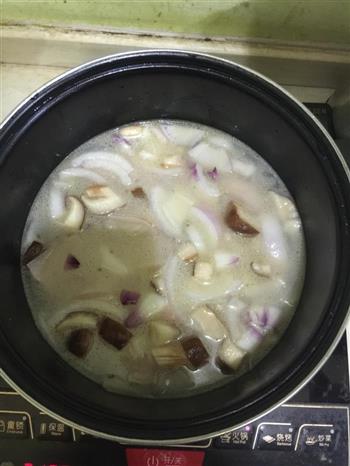五花肉味增汤的做法图解3