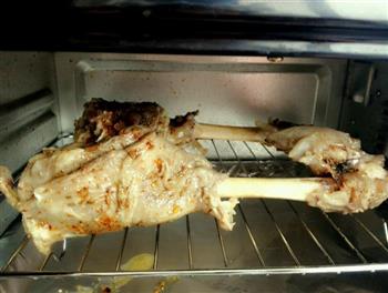 烤箱出炉外焦里嫩的烤羊腿的做法步骤5