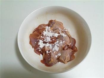 蘑菇鸡扒-小外甥最爱鲜嫩多汁的经典鸡扒的做法图解4