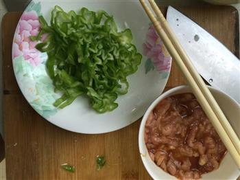 超简单青椒炒肉丝的做法步骤2