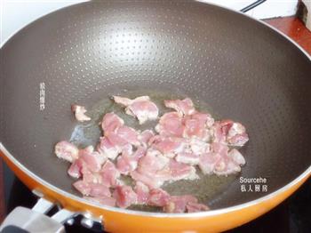 蒜蓉秋葵炒肉的做法步骤3