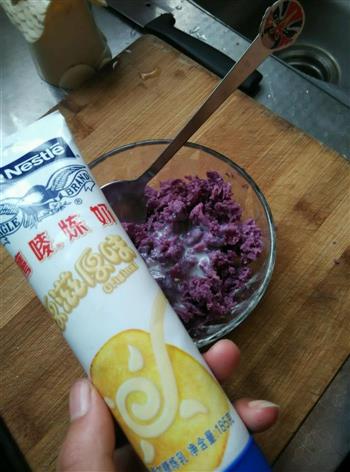 一心心相印早餐-练奶紫薯三明治的做法步骤2