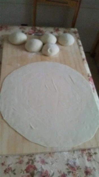白菜卷饼的做法步骤1