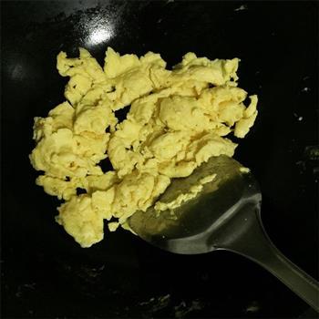 怎么做秋葵炒蛋才好吃的做法步骤4