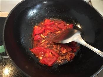 肉沫茄汁意面的做法步骤4