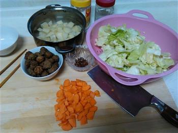 自制回坊肉丸胡辣汤的做法步骤1