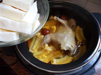 粟米清鸡汤的做法步骤9