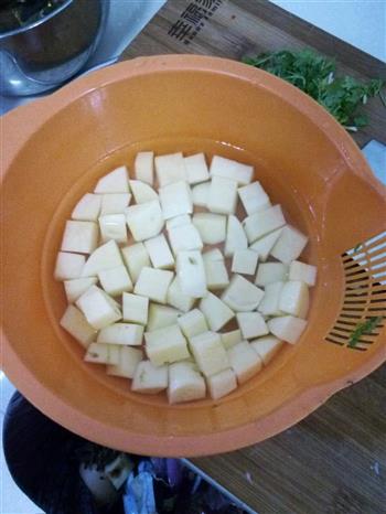 排骨炖土豆香菇的做法步骤4