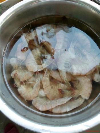 黄油蒜蓉虾的做法步骤2