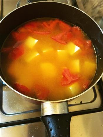 番茄豆腐汤的做法步骤6