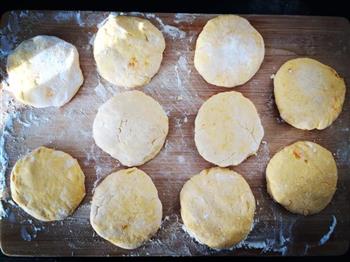 黄金南瓜饼的做法步骤4