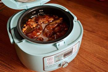 电饭煲版黄豆焖猪蹄的做法步骤9