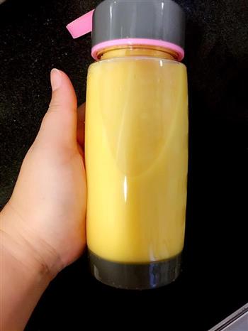 芒果牛奶的做法图解2