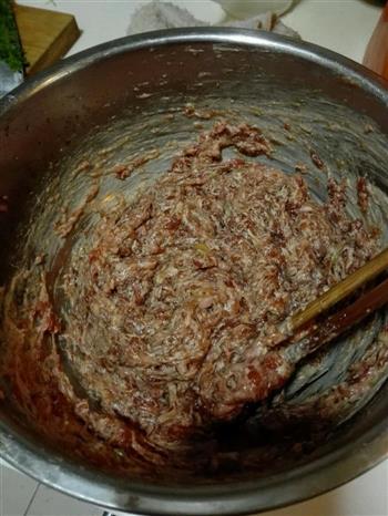 猪肉茴香馅饼，主食也可以有菜有肉的做法步骤2