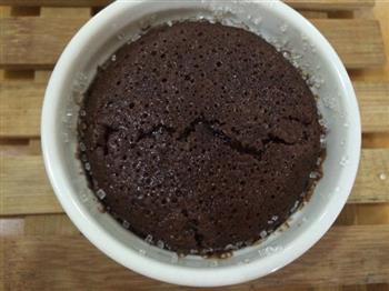 巧克力熔岩蛋糕的做法步骤10