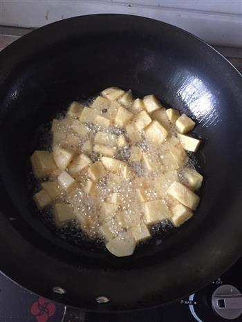 拔丝土豆的做法图解2