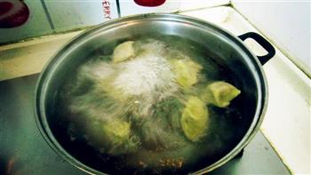 茴香馅翡翠饺子的做法步骤7