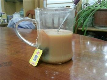 超简单十分钟自制奶茶的做法步骤3