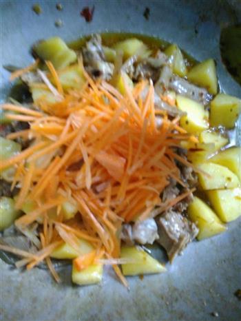 下饭菜   土豆焖鸭肉的做法步骤11
