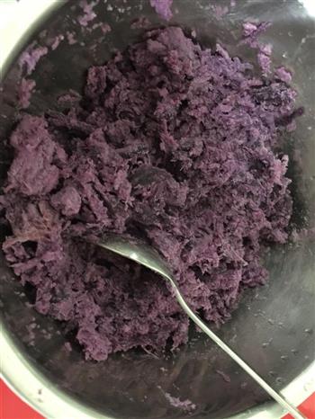 桂花牛奶紫薯芋圆的做法步骤2
