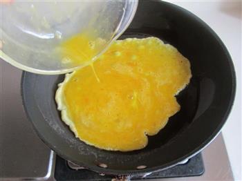 丝瓜蘑菇炒鸡蛋的做法步骤3