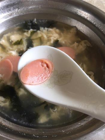 香肠紫菜蛋汤的做法图解1
