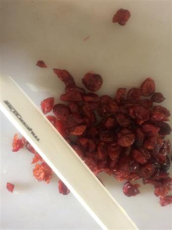 蔓越莓杏仁牛轧糖的做法步骤2