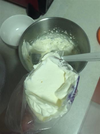 酸奶慕斯蛋糕的做法步骤8