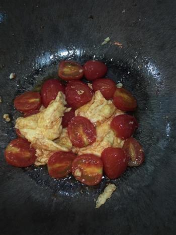 小番茄炒鸡蛋的做法步骤3