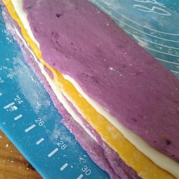 南瓜紫薯山药糕的做法步骤3