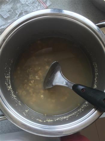夏天清热祛湿佳品 薏米绿豆汤的做法图解2