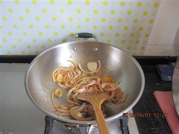咖喱风味土豆烧鸡块-超的做法步骤3