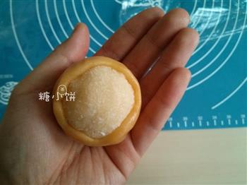 椰蓉广式月饼的做法步骤7