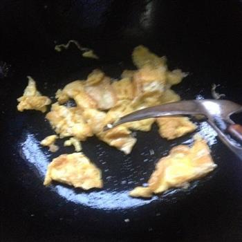 炒鸡好吃-鸡蛋炒河粉的做法步骤6