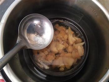 腱子肉猴头菇汤的做法图解8