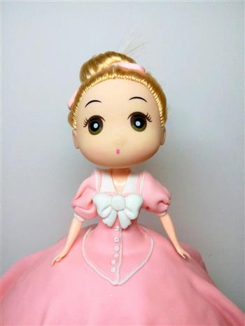 翻糖蛋糕-梦幻小公主的做法步骤10