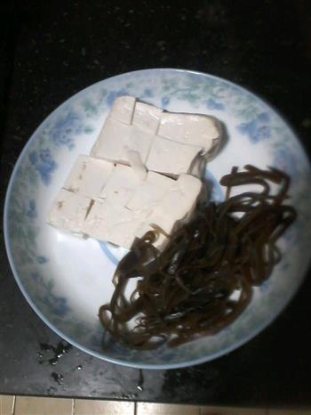 青柠海带豆腐汤的做法步骤1