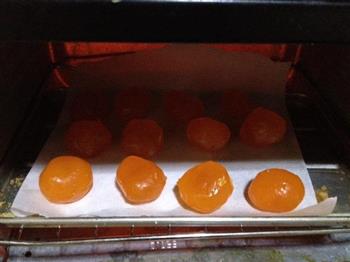 秋食—莲蓉蛋黄酥的做法步骤6