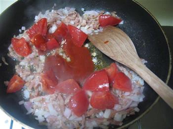 番茄虾仁炒饭的做法步骤5