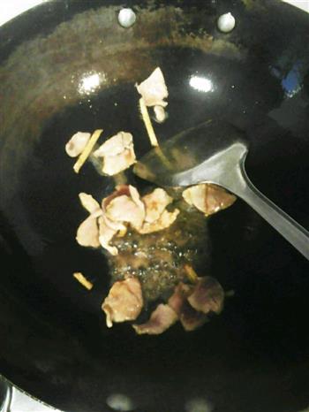 豇豆青椒炒肉片的做法步骤4