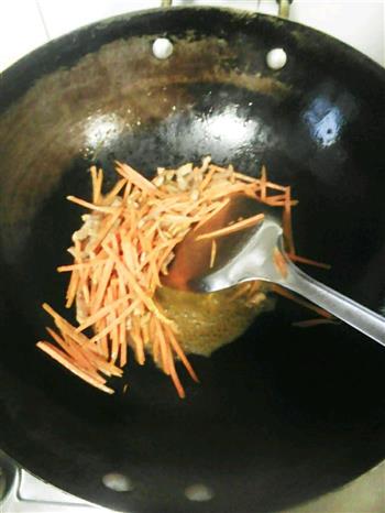 胡萝卜洋葱炒肉丝的做法步骤4