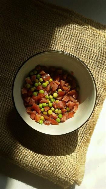 腊肉豌豆饭的做法步骤3