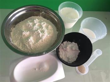 无油酸奶面包的做法步骤1
