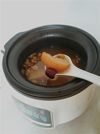 核桃雪梨汤-健脑的滋补汤水的做法图解7